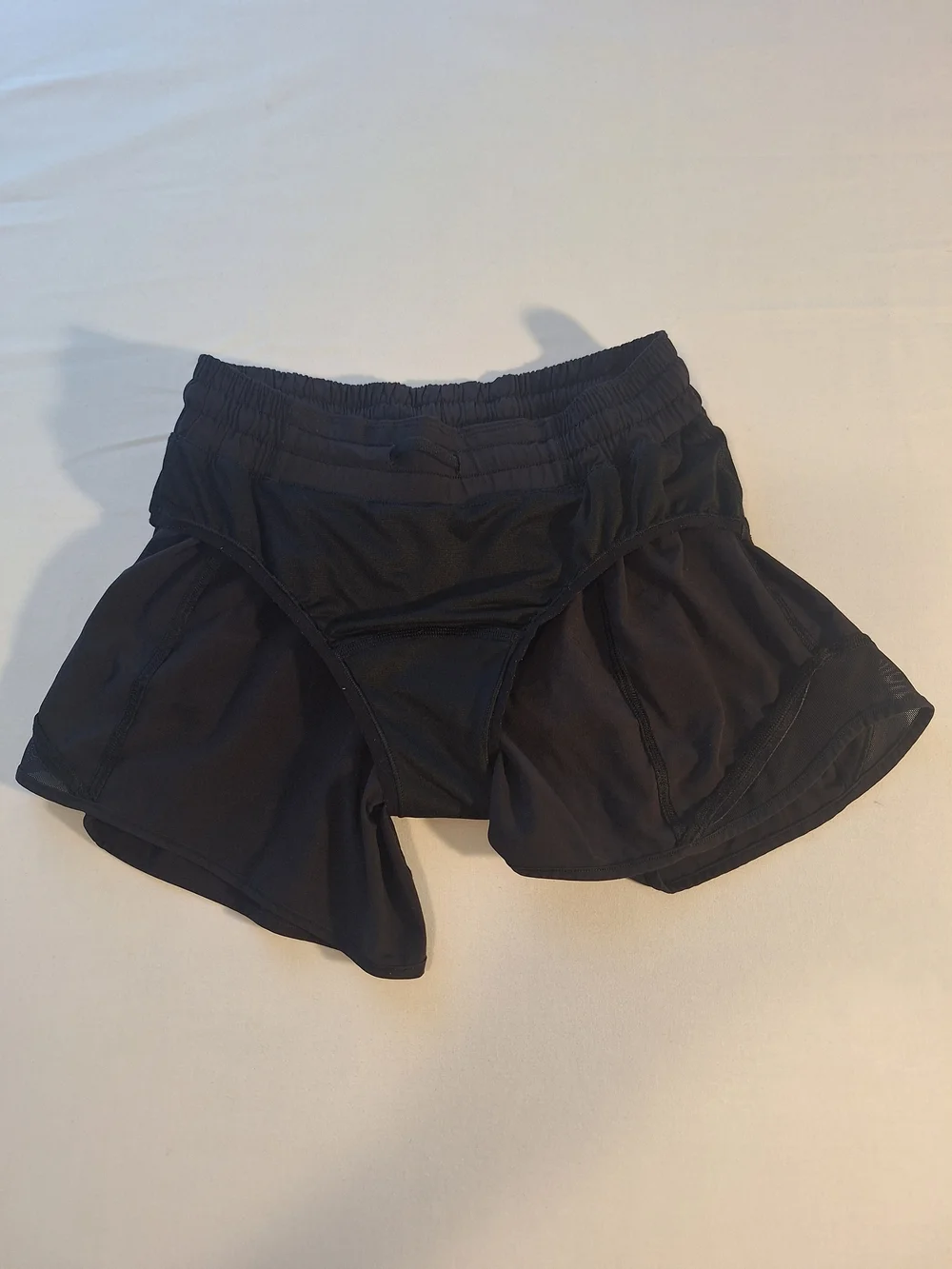 Lululemon Women’s Black Running Shorts Size 4 Lightweight Mesh Athletic Gym Work